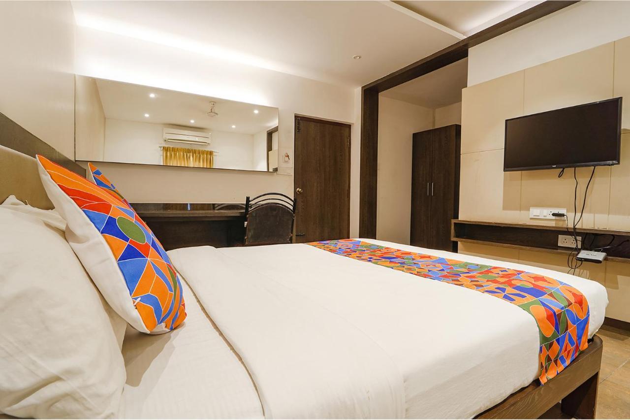 Fabhotel Karpagam - 900M From Nehru Stadium Коямпутур Екстер'єр фото